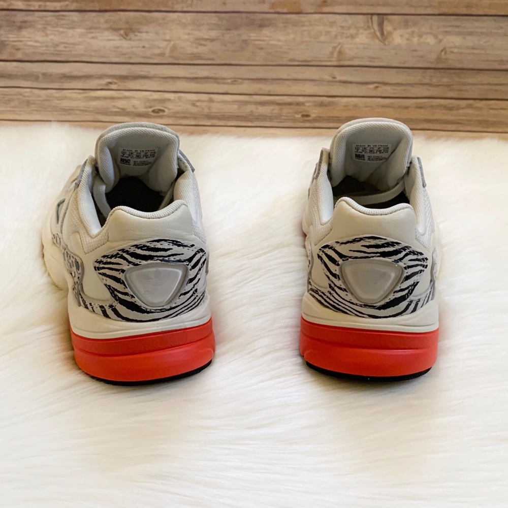 Adidas Originals Women’s Falcon Shoes - Picture 3 of 9